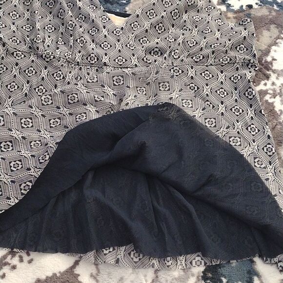 Y2K Michael Kors Blue Grey Geometric Layered VNeck Tunic Tank Top Large - Picture 16 of 17